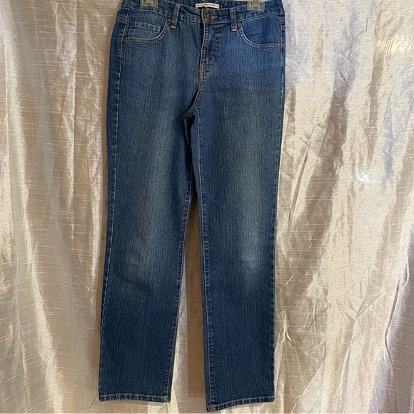 Bandolino jeans SZ 6, GUC, wide leg, stretch Mandie classic fit, relaxed fit - Picture 1 of 12